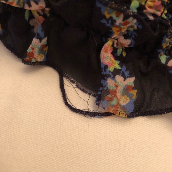 Floral chevron blouse - Picture 4 of 6